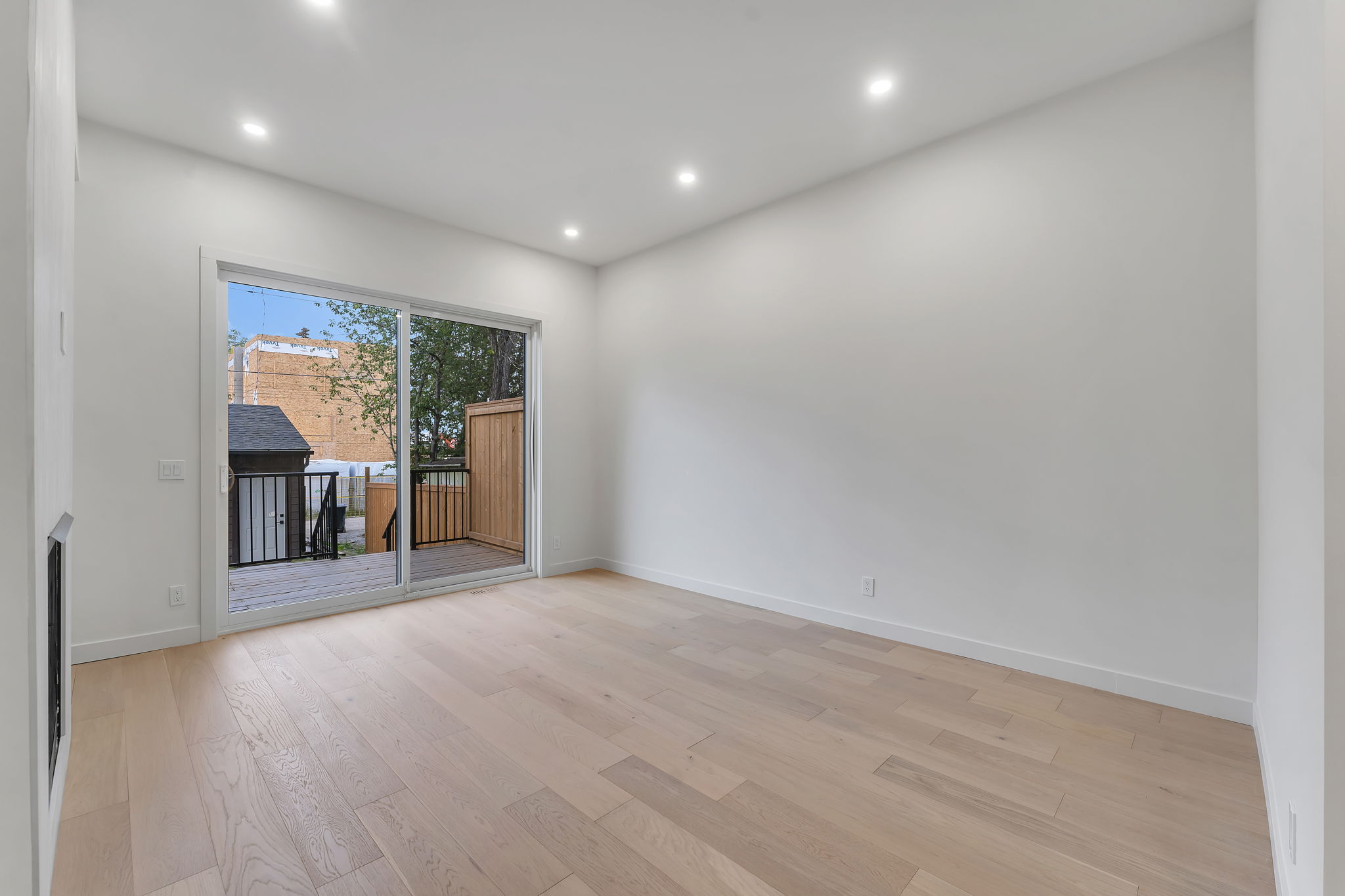 The Becky - Image 12