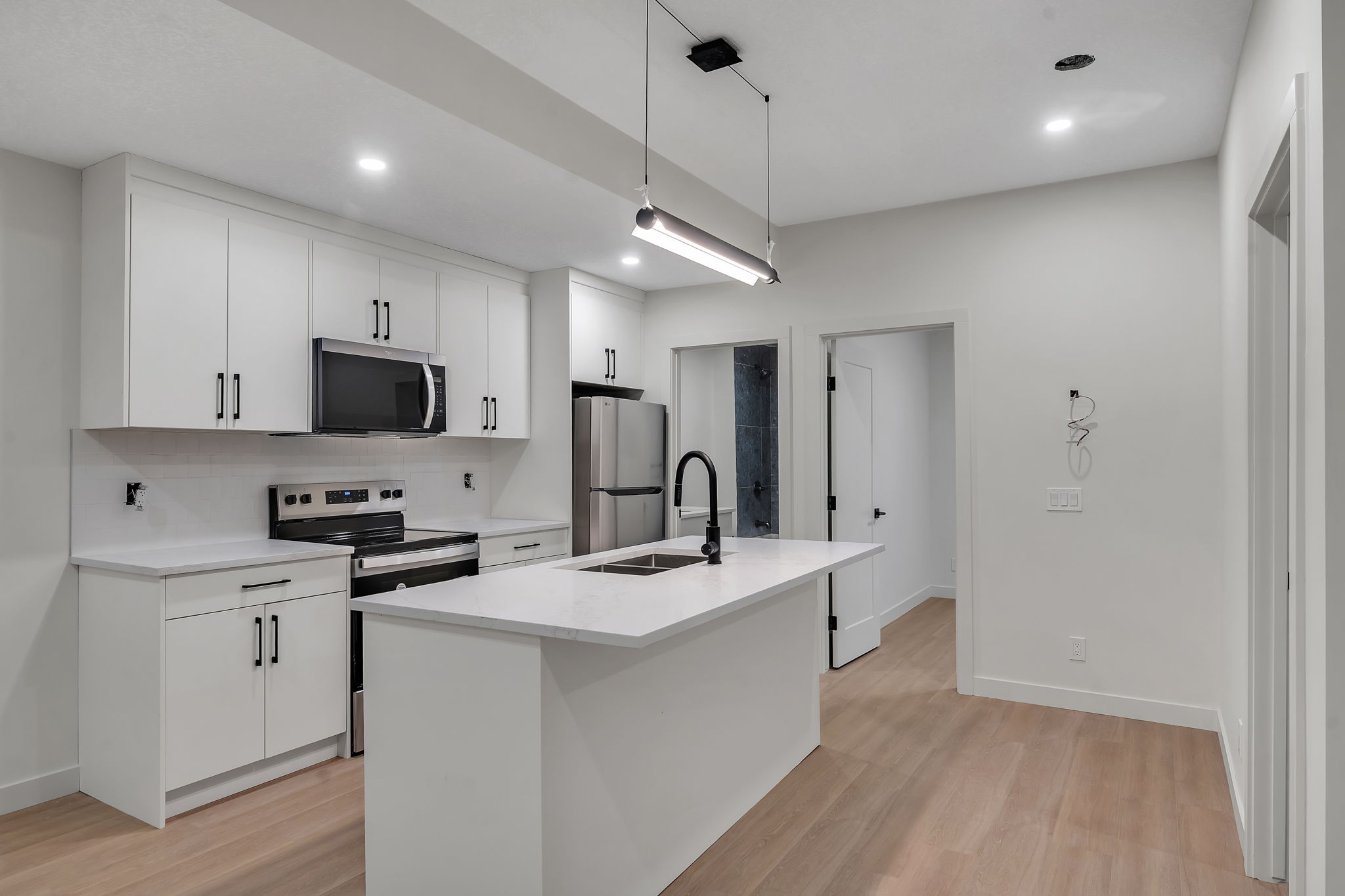 The Becky - Image 39