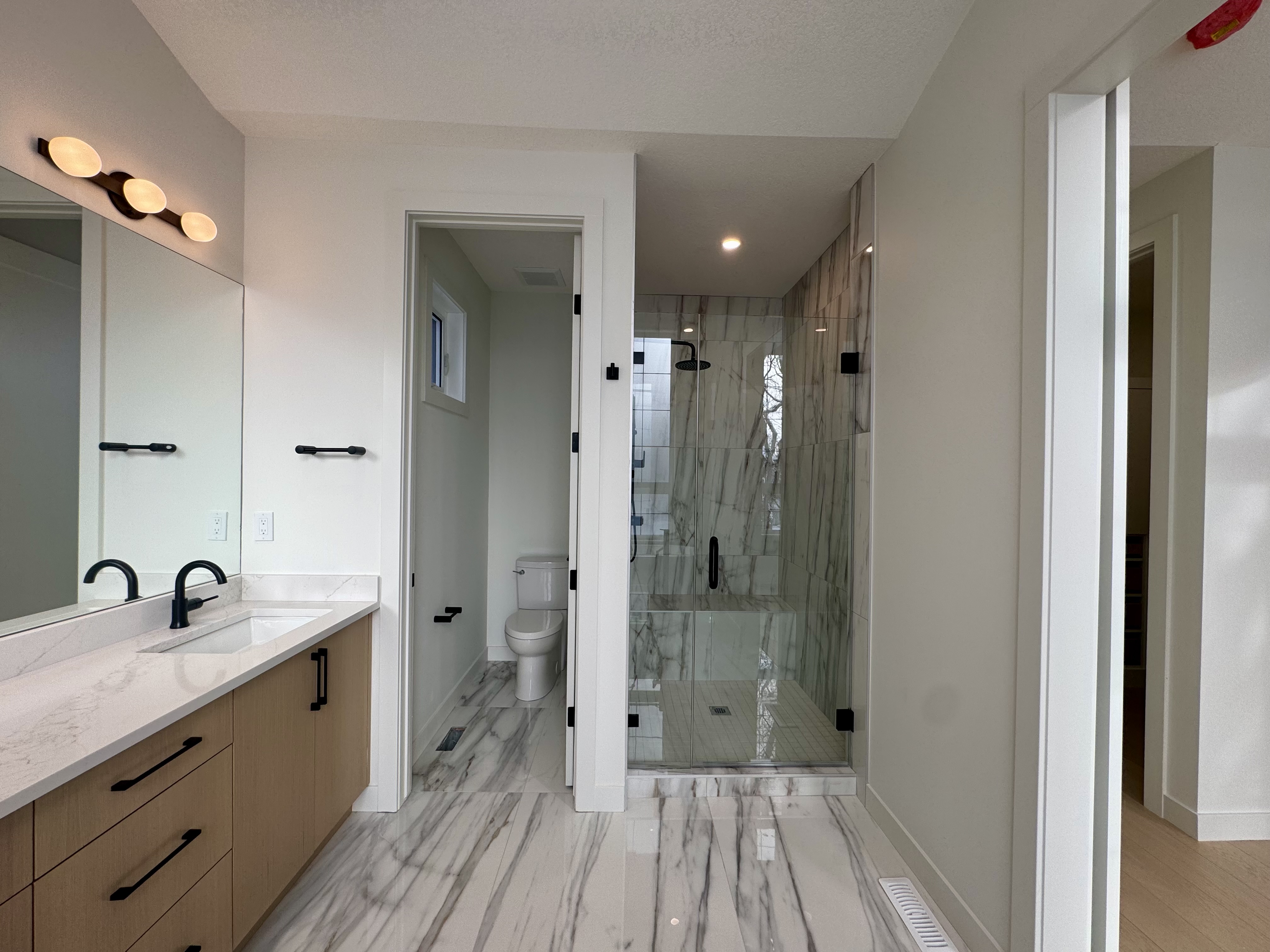 The Bruce - Image 11